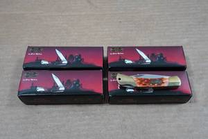 lot 77 image: 4 Frost Cutlery Folding Knives