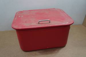 lot 79 image: Benchtop Parts Cleaner