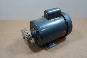 lot 99 image: Electric Motor