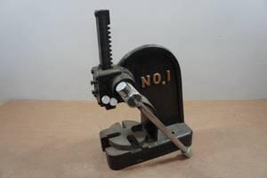 lot 104 image: Vintage Sears No. 1 Arbor Press