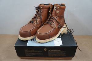 lot 132 image: Irish Setter Wingshooter XD Mens 6 Work Boots Style 83667 - Size 9