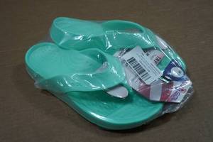 lot 163 image: Nuusol Cascade Sandals - Size 5