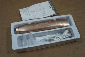 lot 185 image: Victorias Secret Ladies Hair Trimmer