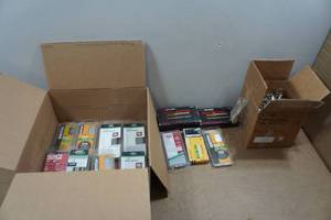 lot 223 image: Assorted Fasteners