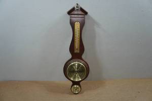 lot 253 image: Vintage Wood and Brass Janson Barometer