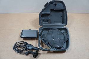 lot 260 image: Garmin Nuvi GPS Receiver