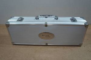 lot 264 image: Grilling Utensil Set