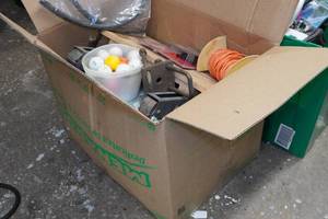 lot 292 image: Assorted Hardware and Golf Balls