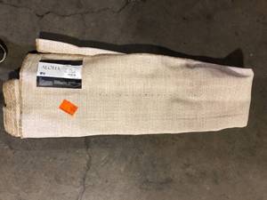 lot 34 image: 8 X 10 Jute Aloha Washable Solid Indoor Outdoor Area Rug  Customer Returns See Pictures