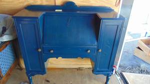 lot 3 image: Painted Dark Blue Desk, 43.5 x 45.5 x 15