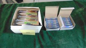 lot 70 image: 3-Boxes of New Pocket Knifers