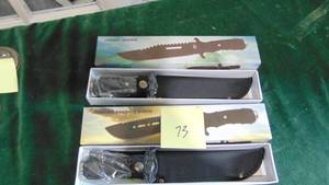 lot 73 image: Combat Raider and Suboved Advance Bowie Hunting Knifes
