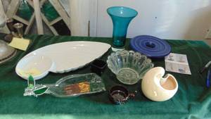 lot 88 image: Various Glass and Pottery Items
