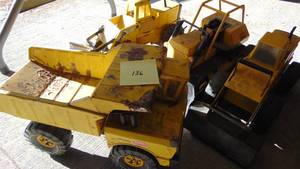 lot 136 image: Tonka Construction Toys