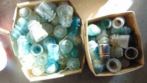 lot 184 image: 2-Boxes of Phone Insulateors