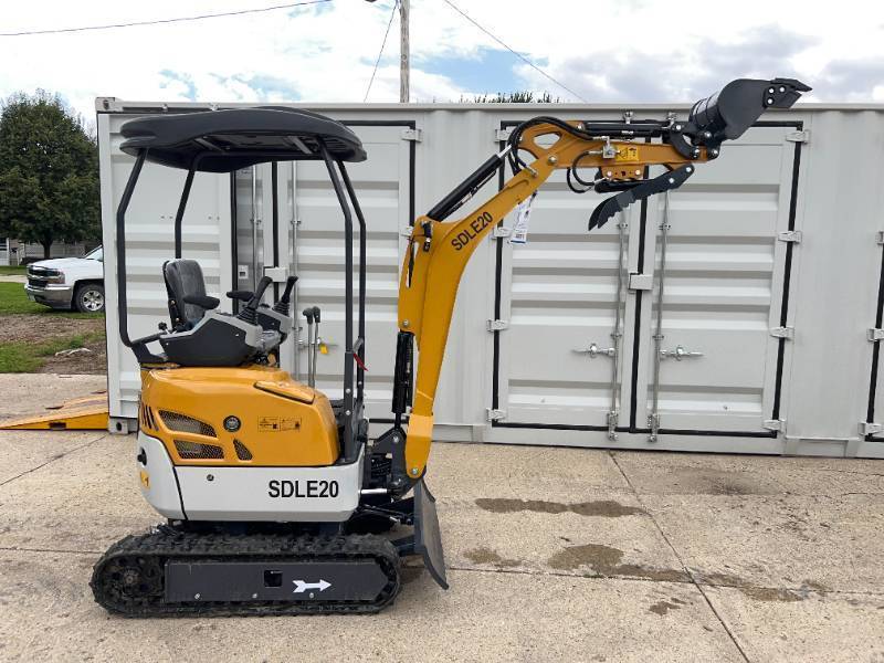 lot 1026 image: 2026 SDLANCH Mini Excavator, Yanmar Engine, 23 HP, Diesel (SDLE20  IRE200)