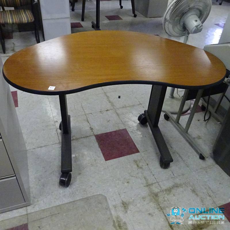 Desk on Wheels