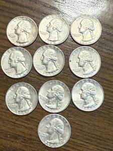 lot 24 image: 10 Silver Washington Quarters