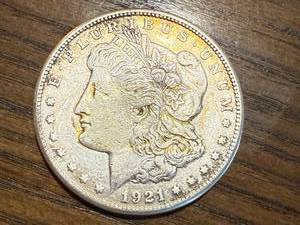 lot 32 image: 1921 S Morgan Dollar