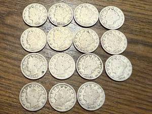 lot 44 image: 15 Liberty V Nickles