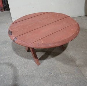 lot 2 image: Vintage Wooden Patio Coffee Table 33 diameter by 17 tall