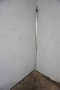 lot 34 image: 6 Aluminum Extension Handle (application unknown)