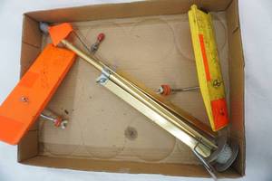 lot 40 image: Ice Fishing tip up