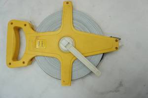 lot 47 image: Tape Measure 200 foot