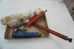 lot 80 image: Grease Guns