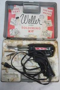 lot 122 image: Weller soldering kit