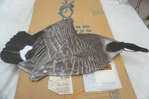 lot 249 image: Outlaw Decoys. Silhouette Goose Decoys