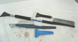 lot 270 image: Snow Scrapers and Brushes, Squeegee (5 gallon bucket included)