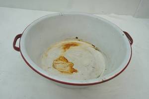 lot 313 image: Vintage enamel white with red trim washing basin