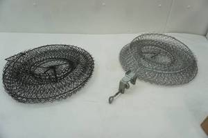 lot 331 image: Floating wire Fish basket(2)