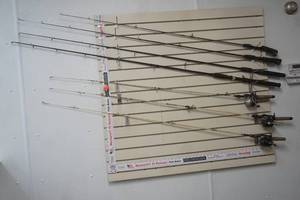lot 397 image: Vintage Fishing Poles & Reels (3ct) & (4ct) Fishing Poles (no reels)