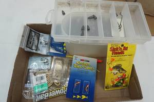 lot 448 image: Fishing Tackle and Small Tackle Organizer