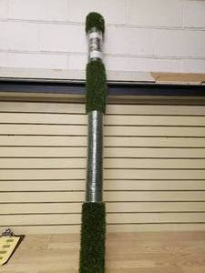 lot 17 image: Low maintenance artificial turf 5 x 7