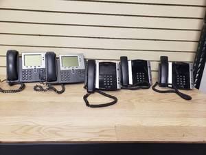 lot 19 image: 5 office phones