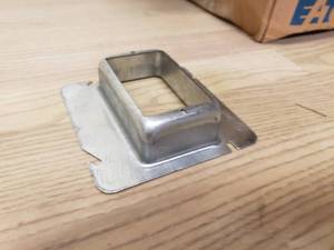 lot 27 image: Electrical junction box covers