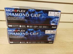 lot 70 image: 2 boxes Diamond Grip Powder free latex gloves