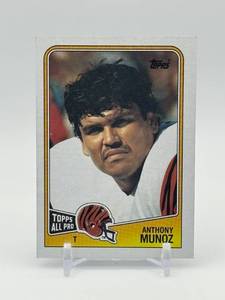 lot 155 image: 1988 Topps - Anthony Munoz NFL Legend