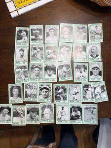 lot 278 image: Baseballs Greatest Card Lot, Vintage Cards, 32 Cards