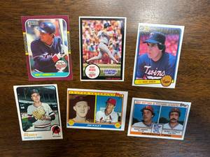 lot 289 image: Vintage Minnesota Twins Card Lot, Kent Hrbek, Jim Perry, Jim Katt Six Cards in Lot