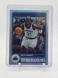lot 338 image: 2023-24 Panini NBA Hoops - Hoops Tribute Kevin Garnett #28