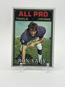 lot 358 image: 1974 Topps - Ron Yary #125 Minnesota Vikings