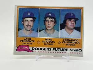 lot 370 image: 1981 Topps - Future Stars Fernando Valenzuela, Mike Scioscia, Jack Perconte #302 Rookie Card