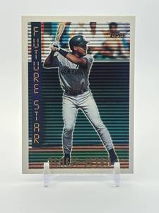 lot 400 image: 1995 Topps - Derek Jeter #199 Future Star New York Yankees Legend and MLB Hall of Fame