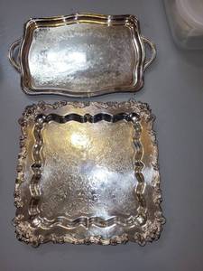 lot 235 image: Set of 2 Ornate Silver-Plated Serving Trays with Floral Engraving