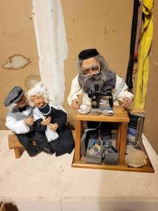 lot 279 image: Set of 3 Vintage Jewish Character Dolls with Sewing Machine Display