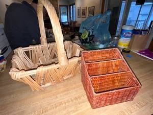 lot 37 image: Lot of 2 Wicker Baskets - Divided Desk Organizer and Large Handle Basket